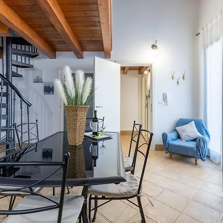 Attic Acate