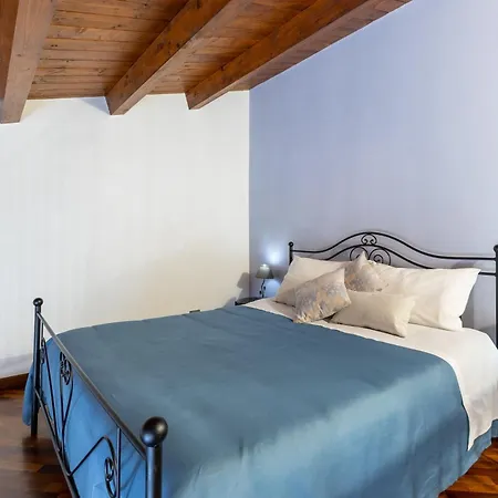 Apartment Attic *