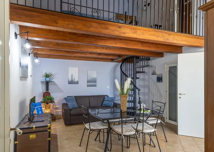 Attic Lägenhet